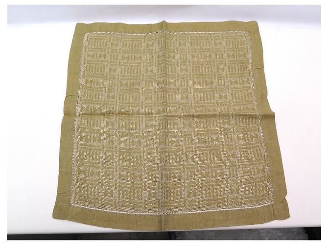 Hermès LOT HERMES 4 SERVIETTES DE TABLE MOTIFS GEOMETRIQUES EN  LIN CAMEL LINEN NAPKINS - vue 2