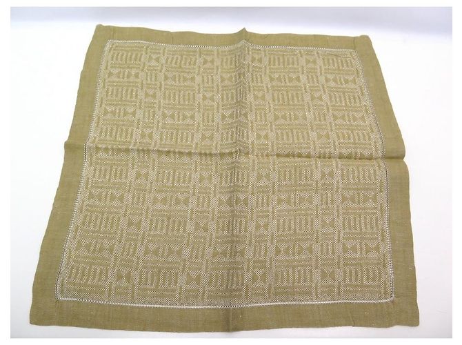 Hermès LOT HERMES 4 SERVIETTES DE TABLE MOTIFS GEOMETRIQUES EN  LIN CAMEL LINEN NAPKINS - vue 3