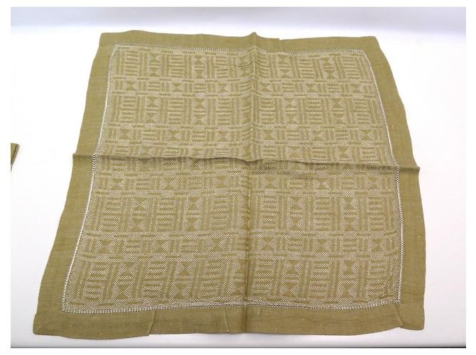Hermès LOT HERMES 4 SERVIETTES DE TABLE MOTIFS GEOMETRIQUES EN  LIN CAMEL LINEN NAPKINS - vue 5