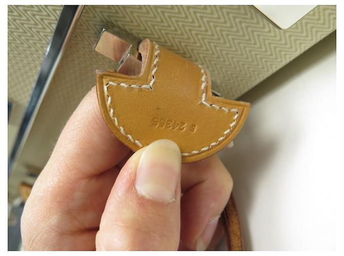 Hermès RARO CUSTODIA HERMES FAUBOURG EXPRESS LINE PM CHEVRON BEIGE LIMITED HARD CASE - vista 15