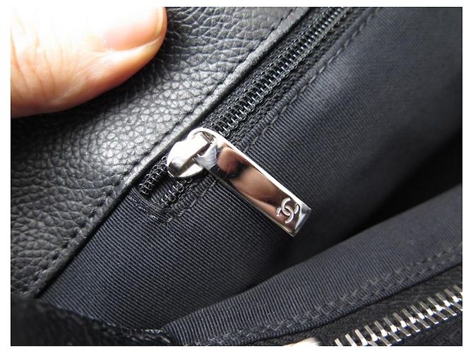 BORSA A MANO CHANEL EXECUTIVE CERF MM A15206 BORSA A MANO CAVIALE NERO - vista 19
