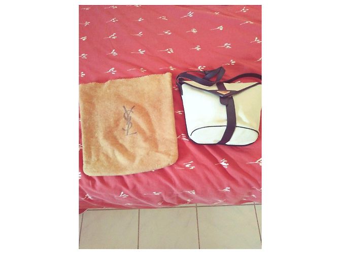 Borsa a mano Yves Saint Laurent in pelle bianca 25 Bianco - vista 2