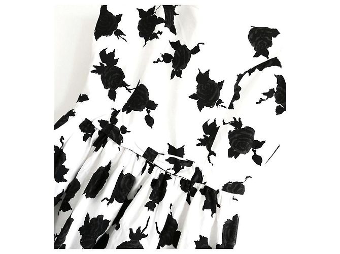 Autre Marque Vestido sin mangas con estampado de rosas en blanco y negro de J&M Davidson - vista 3