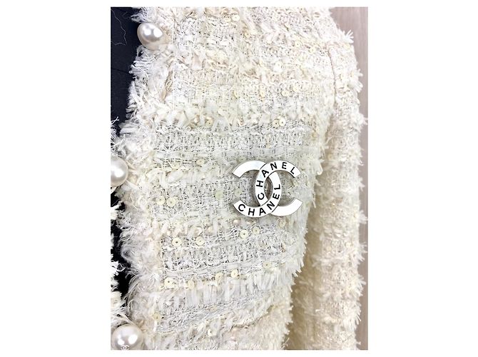 Spilla vintage CC Chanel Argento - vista 2