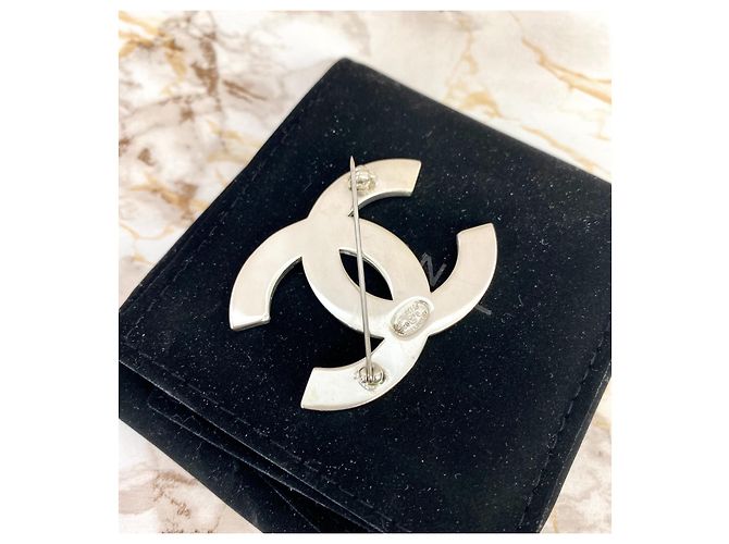 Spilla vintage CC Chanel Argento - vista 5