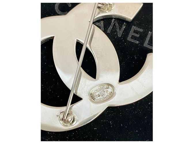 Spilla vintage CC Chanel Argento - vista 6