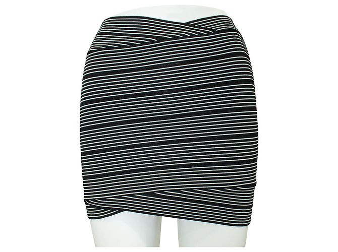Bcbg Max Azria Mini falda de vendaje - vista 2