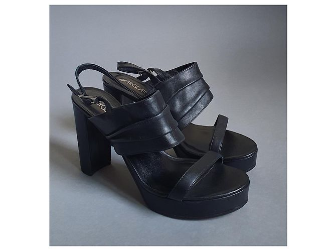 Sandali Marc Cain in pelle nera Nero - vista 2