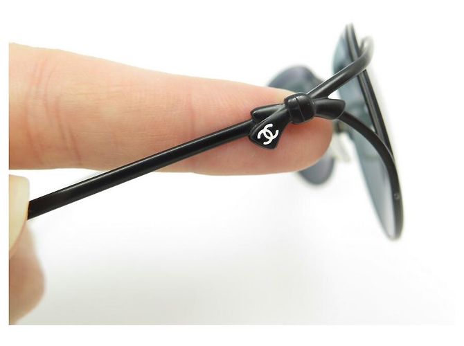 Gafas de sol chanel 4181 FUNDA DE METAL NEGRO + GAFAS DE SOL NEGRA - vista 3