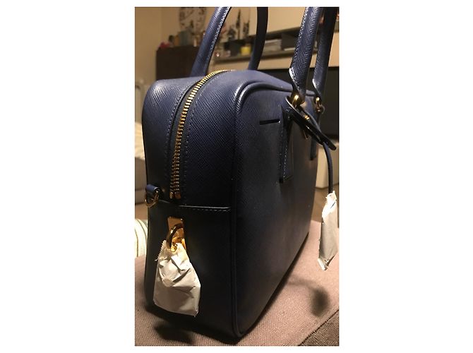 Bauletto Prada Saffiano Lux handbag - view 4