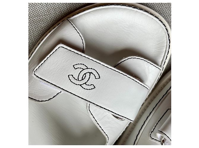 Chanel Sandalen Schwarz Weiß - Ansicht 3