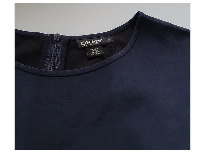 Blusa DKNY in seta blu navy - vista 4