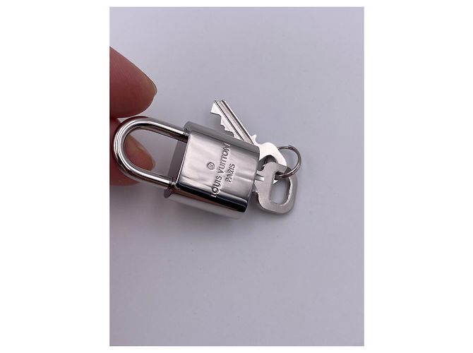 Louis Vuitton Silber Silber Vorhängeschloss 449 - Ansicht 5