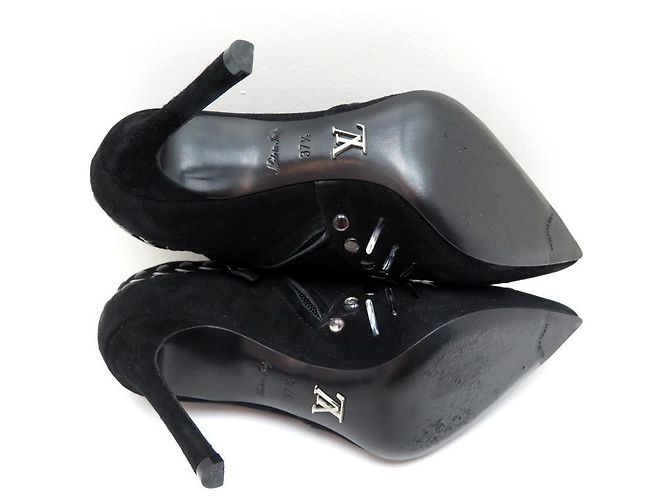 SCARPE BASSE LOUIS VUITTON SPIKES 37.5 Stivaletti in camoscio nero - vista 3