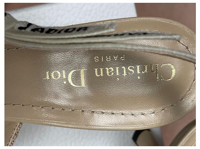 Sandálias Slingback Christian Dior Bege Tamanho 38 - vista 8