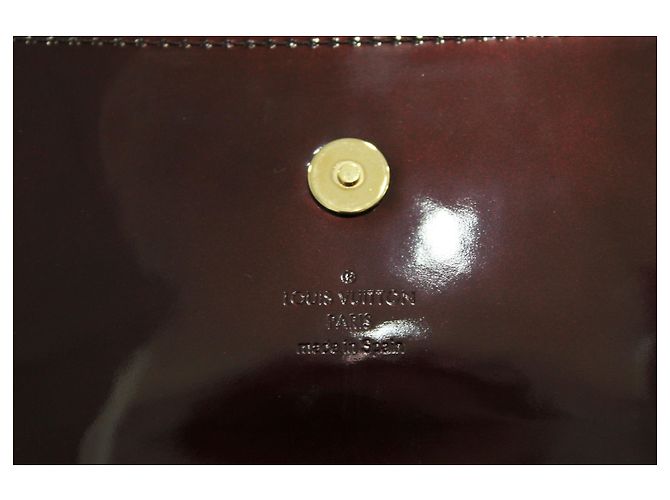 Louis Vuitton Clutch de charol Sobe burdeos Roja - vista 9