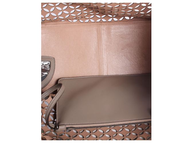 Alaïa Laser Cut Leather Tote Bag - view 5