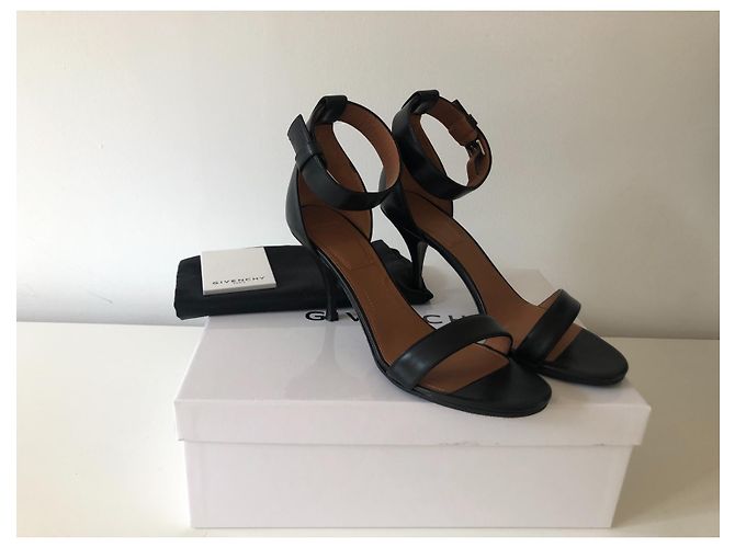 Sandali Givenchy in pelle nera con tacco 8cm Nero - vista 3