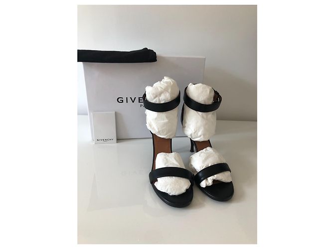 Sandali Givenchy in pelle nera con tacco 8cm Nero - vista 5