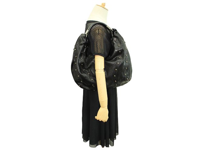 Stuart Weitzman Borsa hobo in pelle nera con borchie - vista 9