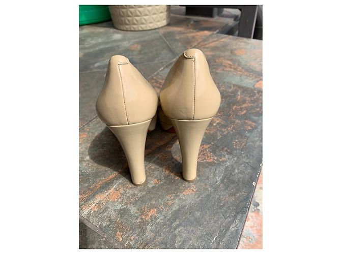 Marc by Marc Jacobs Pumps Lackleder Beige 38 - Ansicht 4
