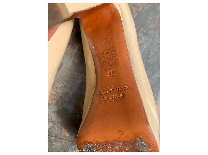 Marc by Marc Jacobs Pumps Lackleder Beige 38 - Ansicht 7