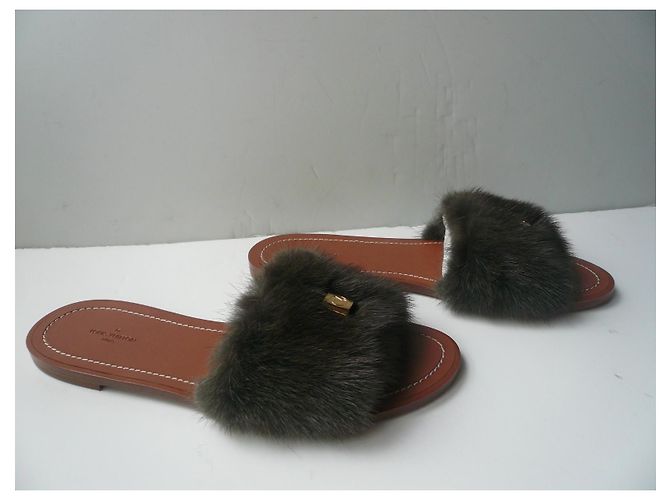 LOUIS VUITTON - Mules Vison - Ciabatta Lock it flat Vison T39IT Caramello - vista 2