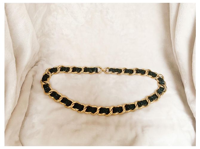 Chanel Collar icónico 90' Gold hardware - vista 5