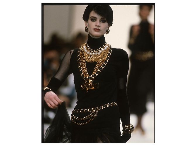 Chanel Collar icónico 90' Gold hardware - vista 7