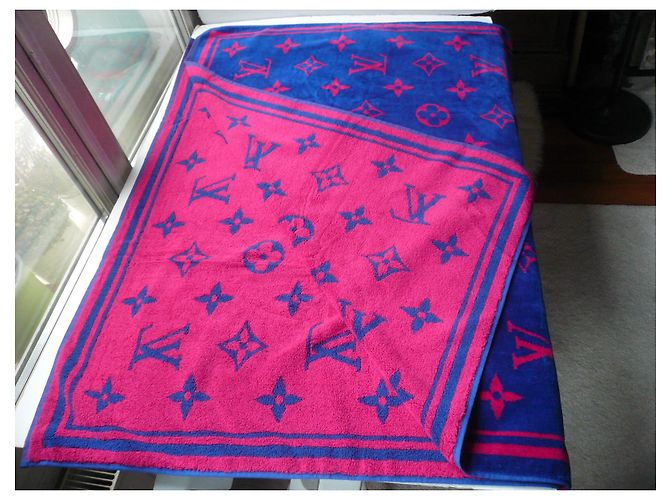 LOUIS VUITTON Toalla de playa MONOGRAM NUEVO Rosa Azul - vista 4