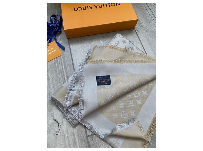 Louis Vuitton Lenços Bege Cinza - vista 6