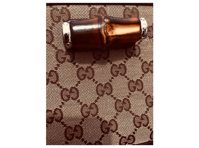 Bolsa de mão Gucci em couro marrom com alça de bambu - vista 14
