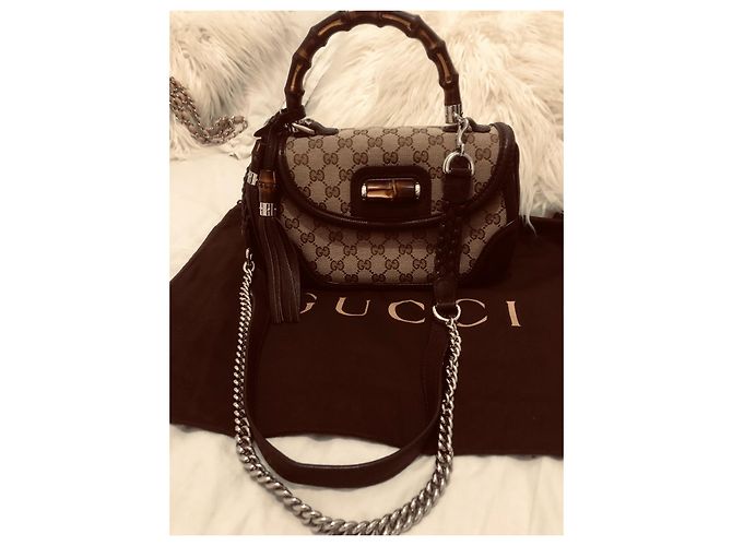 Bolsa de mão Gucci em couro marrom com alça de bambu - vista 4