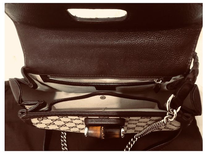 Bolsa de mão Gucci em couro marrom com alça de bambu - vista 6