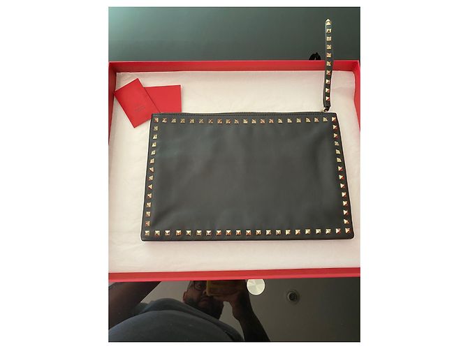 Valentino Garavani POCHETTE XL IN PELLE DI AGNELLO Nero - vista 10