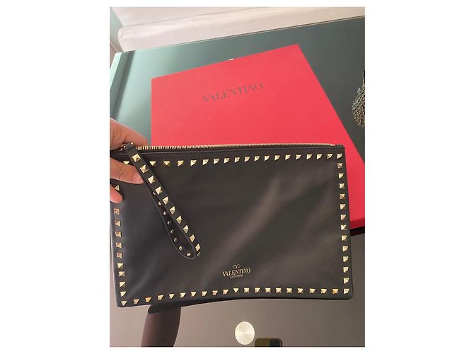 Valentino Garavani POCHETTE XL IN PELLE DI AGNELLO Nero - vista 11