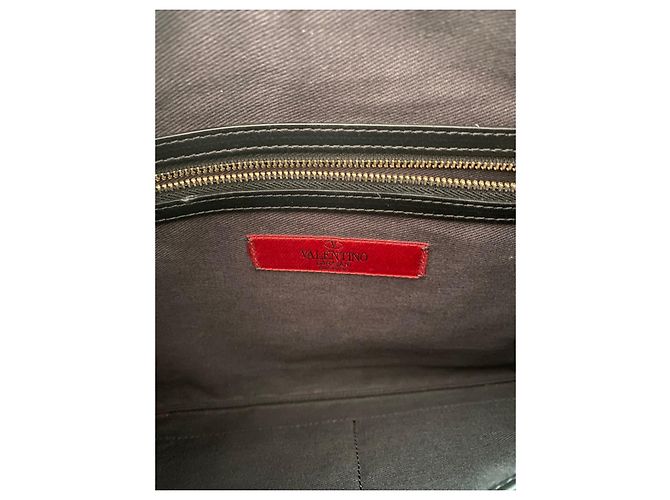 Valentino Garavani POCHETTE XL IN PELLE DI AGNELLO Nero - vista 6