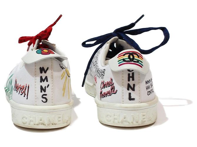 SNEAKERS CHANEL PHARRELL Bianco - vista 3