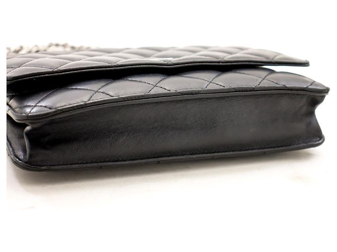 Wallet On Chain Portafoglio classico nero CHANEL con tracolla a catena WOC a tracolla - vista 4