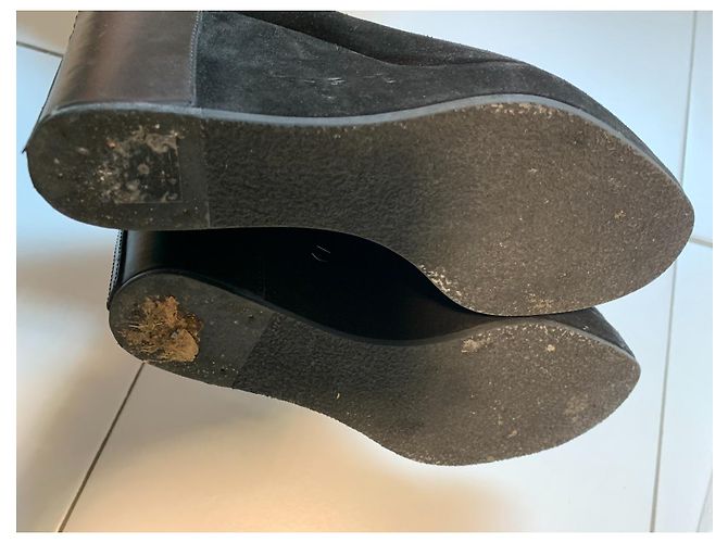 Bellissimo paio di scarpe scamosciate marca Vanessa Bruno Nero - vista 3