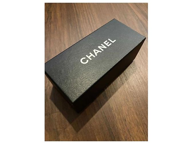 Occhiali da sole Chanel blu navy - vista 3