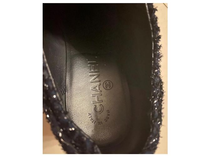 Scarpe con lacci Chanel in tweed nero taglia 39 - vista 5