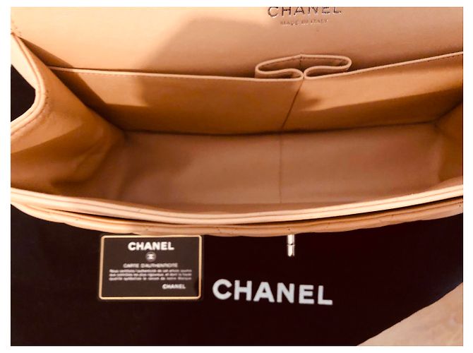 Timeless Borsa a mano Chanel Jumbo in pelle d'agnello argento - vista 27
