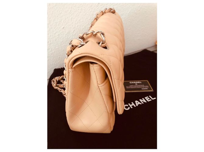Timeless Borsa a mano Chanel Jumbo in pelle d'agnello argento - vista 29