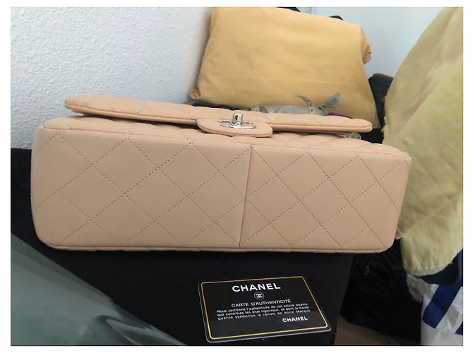 Timeless Borsa a mano Chanel Jumbo in pelle d'agnello argento - vista 31