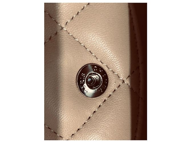 Timeless Borsa a mano Chanel Jumbo in pelle d'agnello argento - vista 7