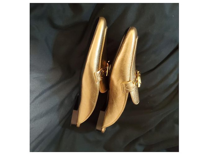 Autre Marque Sandali Louis Vuitton mules in pelle oro D'oro - vista 5