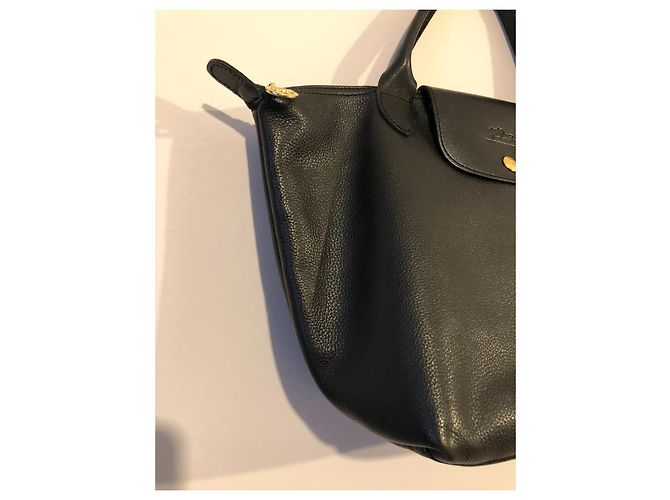 Longchamp schwarze Handtasche aus genarbtem Leder - Ansicht 10