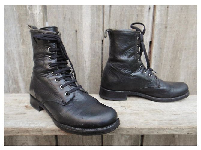 Botas Frye modelo Veronica Combat p 40,5 Negro - vista 2