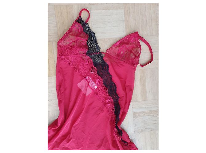 Malizia La Perla lace negligees - view 3